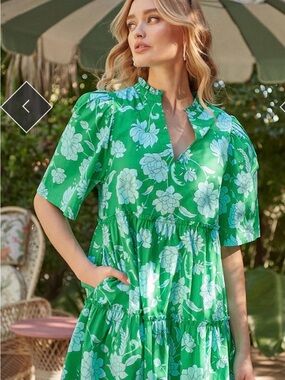 Sugarlips Waterlily Floral Dixie Splitneck  Tiered Mini Dress